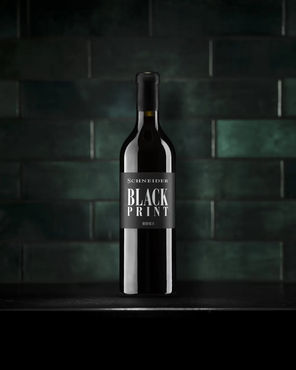 markus-schneider-black-print-2023-rotwein-0-75-l-syrah-cuv-e image 1